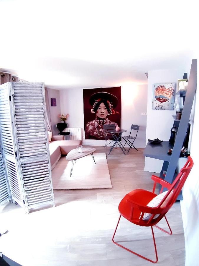 Souplex De La Rue Froide Apartment Caen Bagian luar foto
