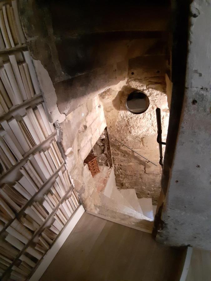 Souplex De La Rue Froide Apartment Caen Bagian luar foto